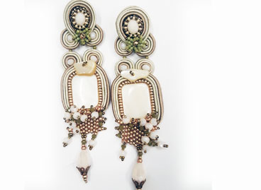 soutache earrings embroidered